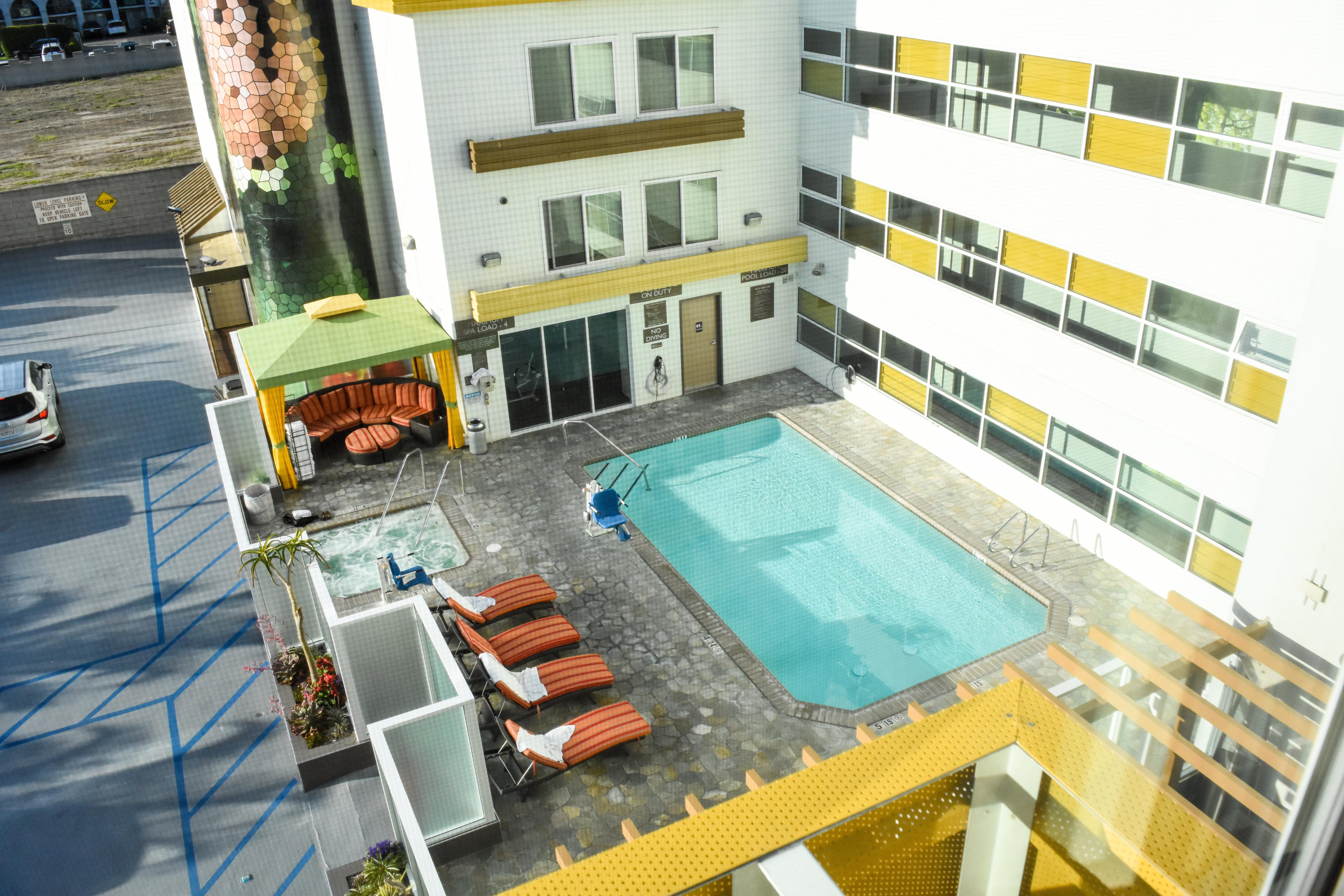 Hotel Indigo Anaheim By Ihg Bagian luar foto