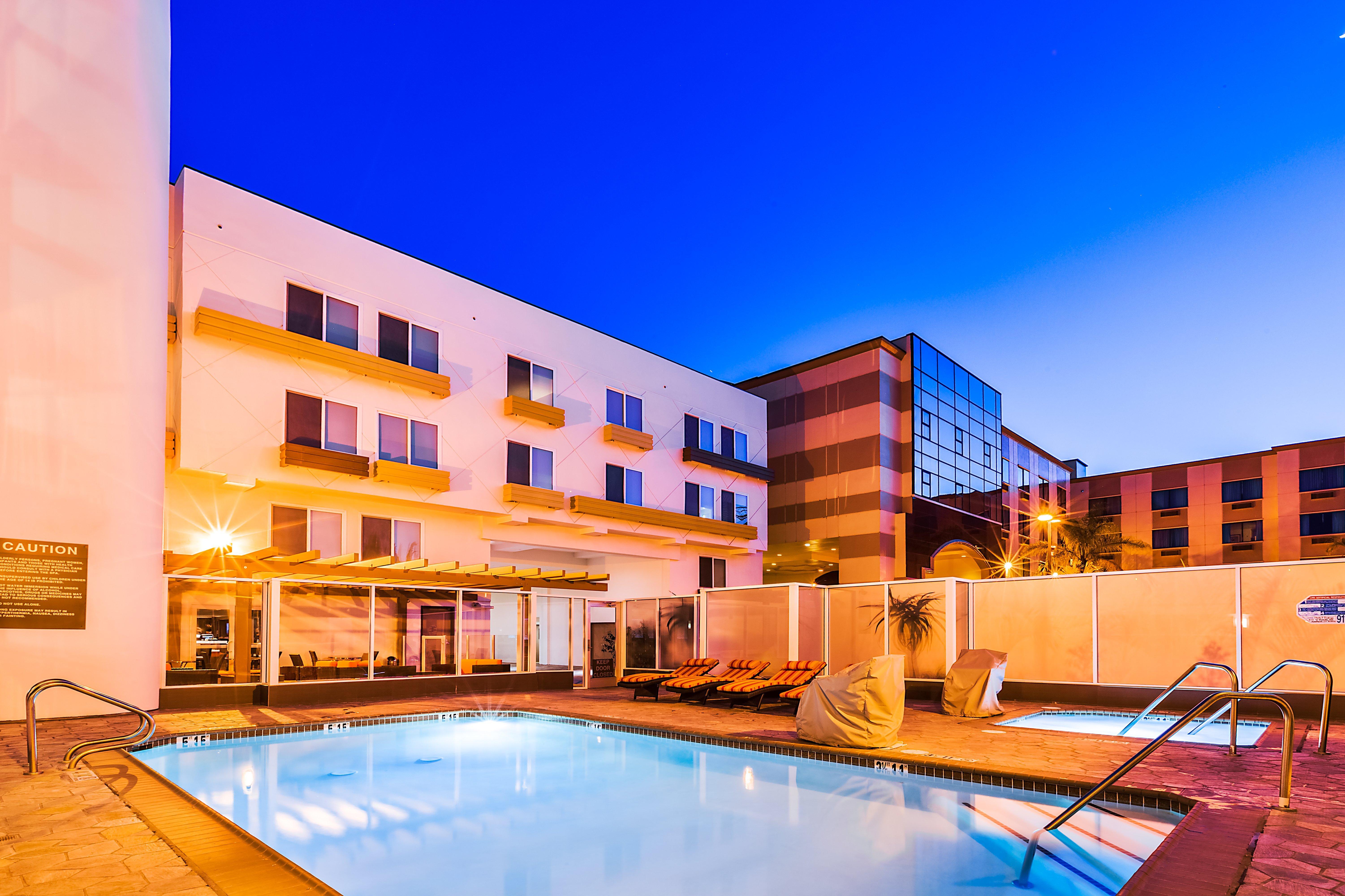 Hotel Indigo Anaheim By Ihg Bagian luar foto