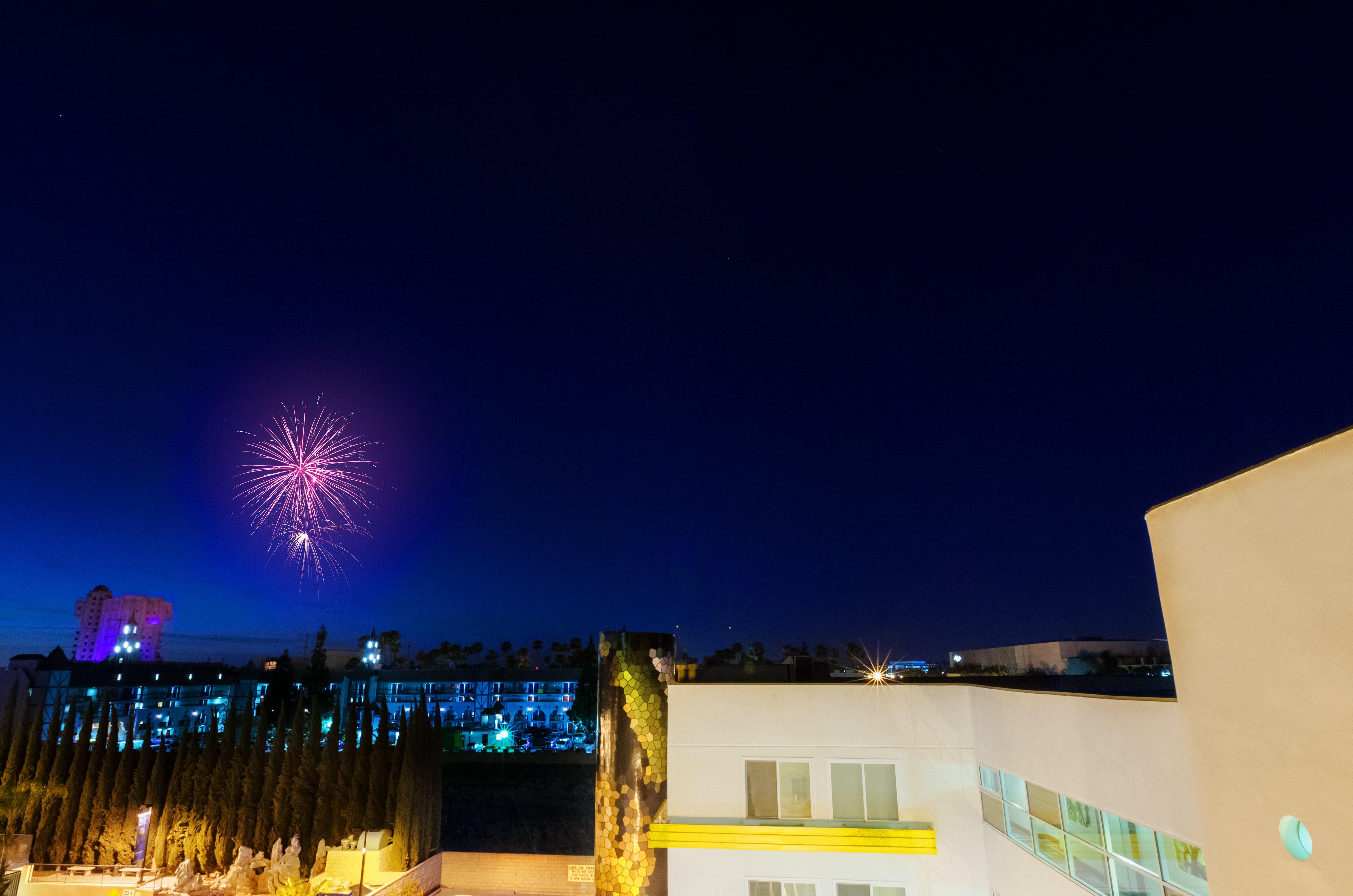 Hotel Indigo Anaheim By Ihg Bagian luar foto