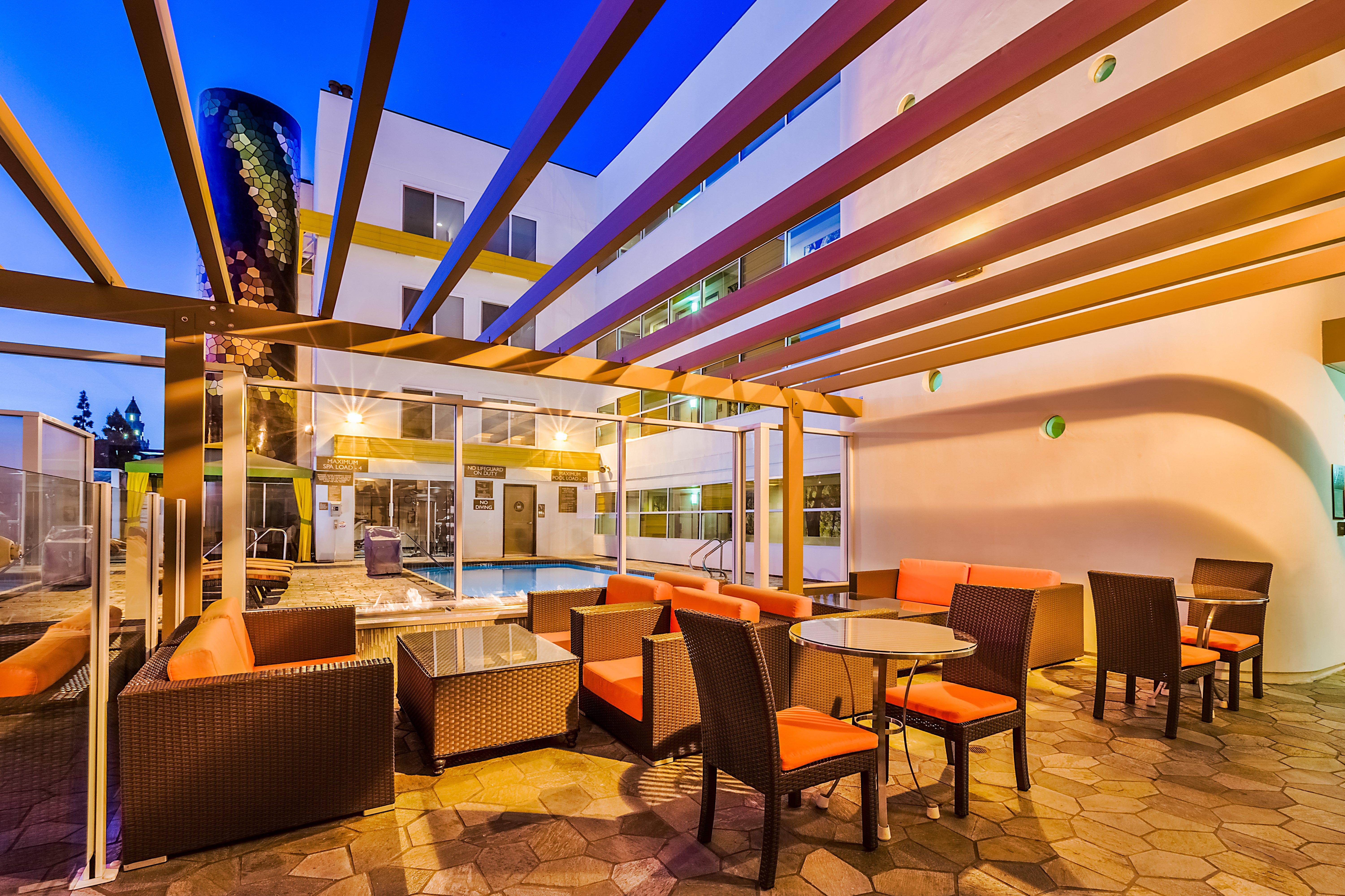 Hotel Indigo Anaheim By Ihg Bagian luar foto